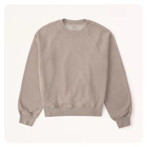 Abercrombie & Fitch Essential Raglan Classic Sunday Crew